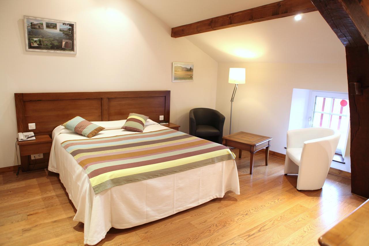 Hotel Euzkadi Espelette Ngoại thất bức ảnh